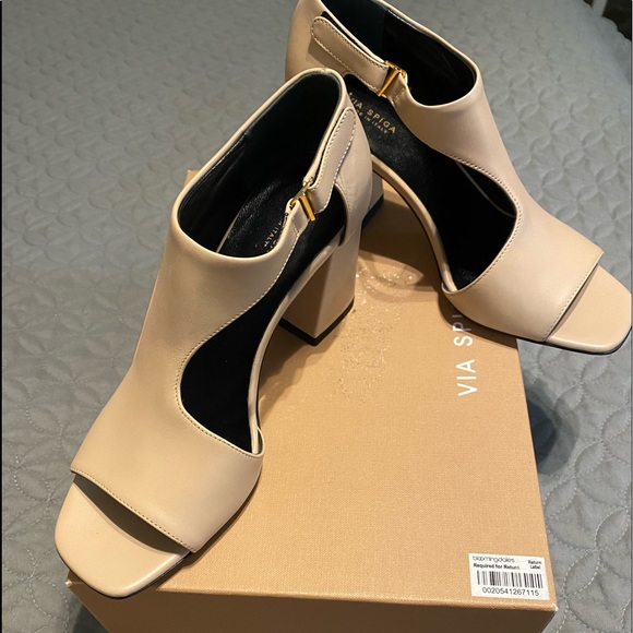 Via Spiga Women’s open toe block heel booties - Picture 3 of 6